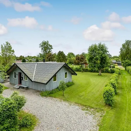 Hyggeligt Hus Med 3 Soveværelser I Sydals Skovby (Syddanmark)